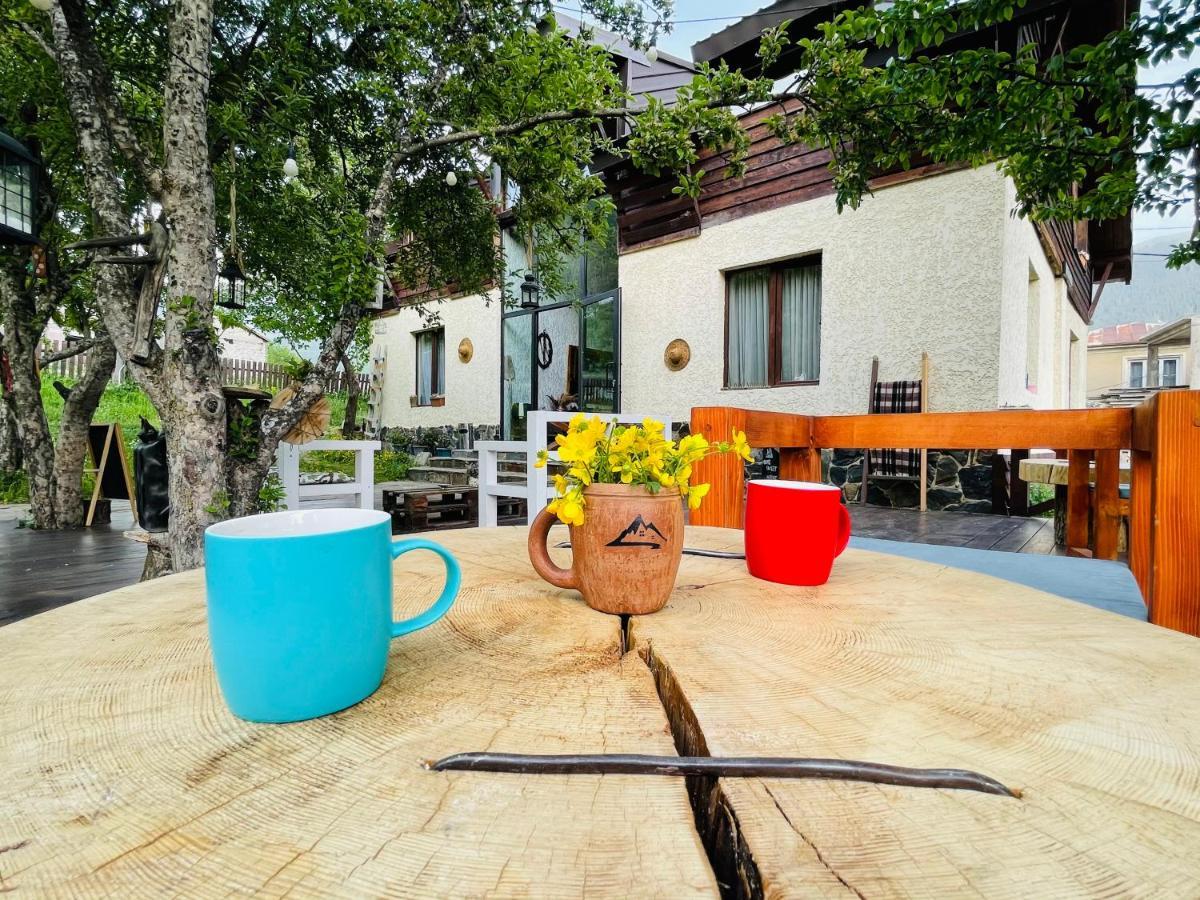 Ioska'S House Hotel Местия Екстериор снимка